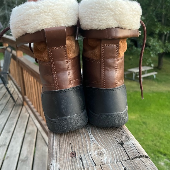 Uggs winter boots - Picture 7 of 10